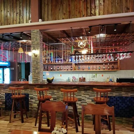 Sunshine View Hotel And Restaurant Корозал Екстериор снимка