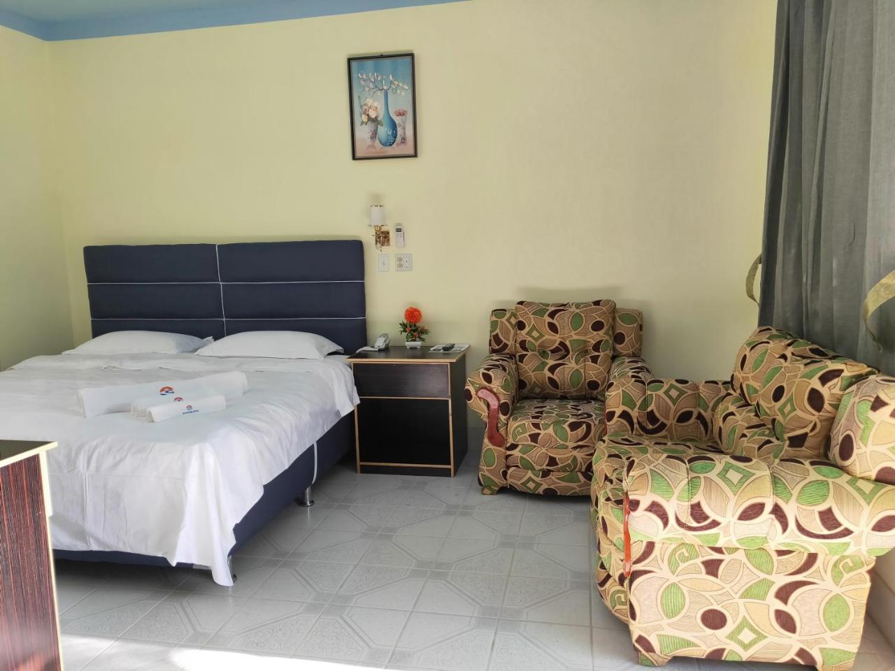Sunshine View Hotel And Restaurant Корозал Екстериор снимка